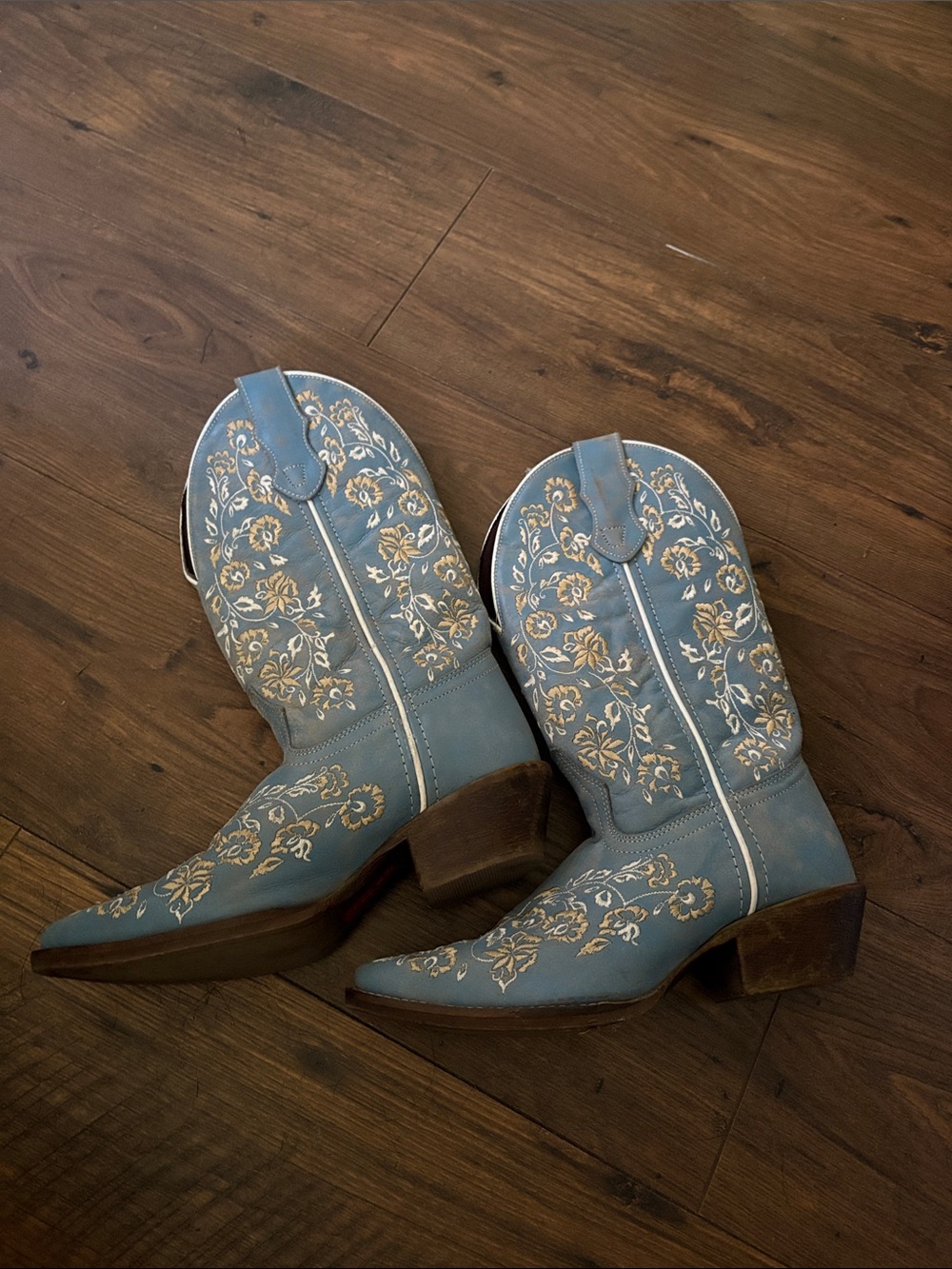 Laredo Blue Embroidered Western Heeled Cowboy Boots